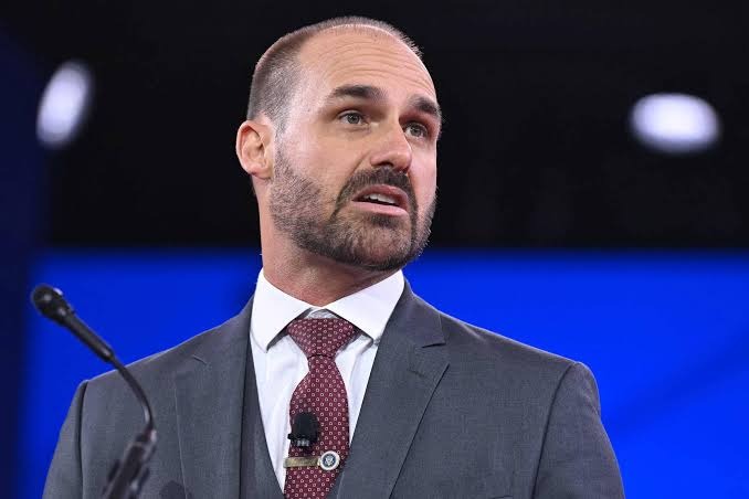Eduardo Bolsonaro desafia Moraes após condenação e diz: “Você não vai me parar”
