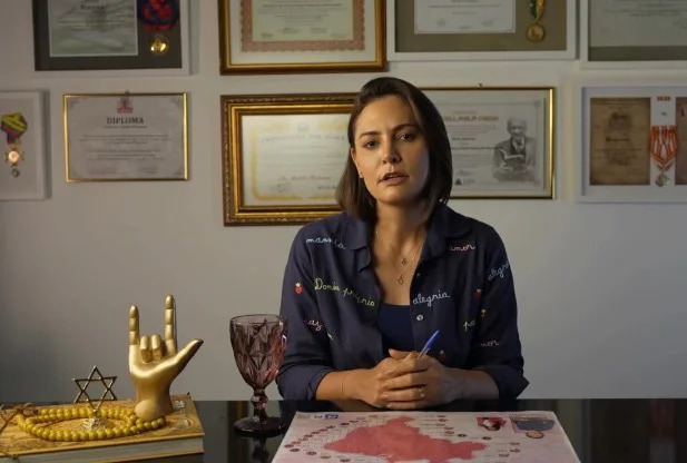 Michelle Bolsonaro posta vídeo e diz ter sido ‘apunhalada’ e humilhada por Flávio