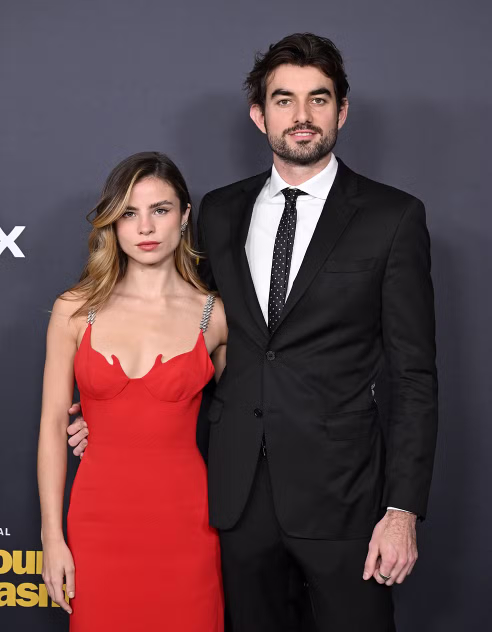 Justiça russa decreta prisão à revelia de Conor Kennedy, marido de Giulia Be, por acusação de mercenarismo