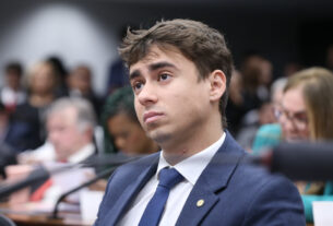Nikolas Ferreira na Câmara dos Deputados, em fotografia de arquivo.